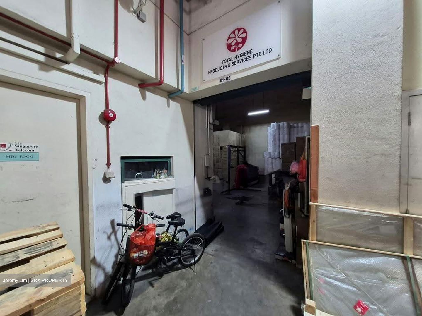 Quartz Industrial Building (D13), Factory #635403501